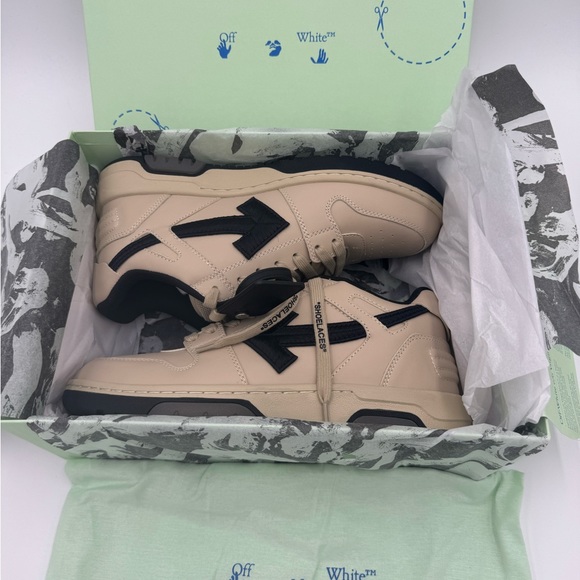 OFF-WHITE Out of Office Calf Leather Sneakers Beige / Black OOO - Picture 4 of 8